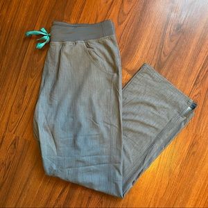 Figs Kade Cargo Scrub Pants